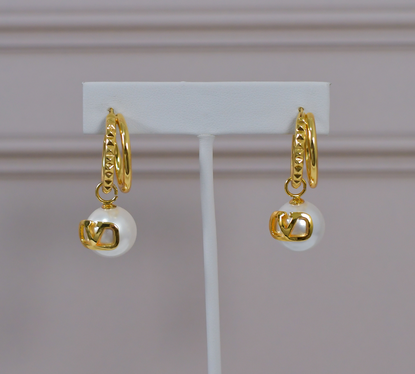 V Earring